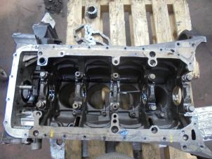 Used Engine crankcase Mercedes E (W211) 2.2 E-220 CDI 16V Price on request offered by N Kossen Autorecycling BV