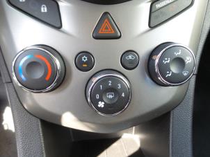 Used Air conditioning control panel Chevrolet Aveo 1.3 D 16V Price on request offered by N Kossen Autorecycling BV