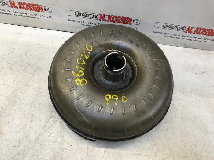 Usados Convertidor de par automático Porsche 911 (996) 3.4 Carrera 24V Precio € 450,00 Norma de margen ofrecido por N Kossen Autorecycling BV