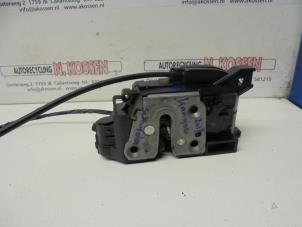 Used Rear door mechanism 4-door, right Renault Kangoo Price on request offered by N Kossen Autorecycling BV