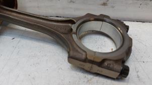 Used Connecting rod Toyota Prius Price on request offered by N Kossen Autorecycling BV