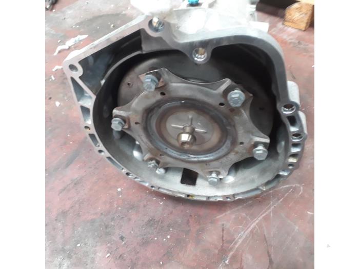 Gearbox from a BMW 3 serie (E93) 328i 24V 2010