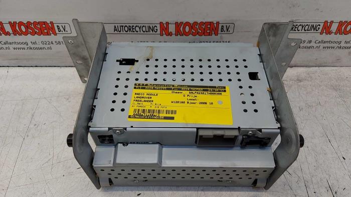 Gebrauchte Radio Modul Landrover Freelander II 3.2 l6 24V Preis auf Anfrage angeboten von N Kossen Autorecycling BV