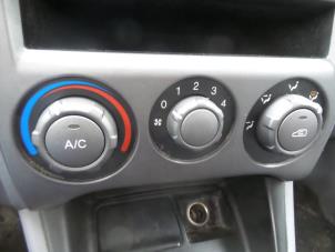 Used Air conditioning control panel Hyundai Matrix 1.6 16V Price on request offered by N Kossen Autorecycling BV