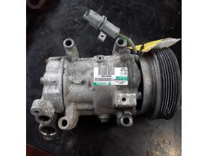 Used Air conditioning pump Renault Clio III Estate/Grandtour (KR) 1.2 16V 75 Price on request offered by N Kossen Autorecycling BV