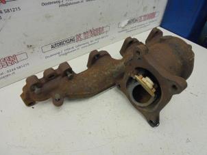 Used Exhaust manifold Mercedes Sprinter 3,5t (906.63) 515 CDI 16V Price on request offered by N Kossen Autorecycling BV