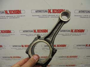 Used Connecting rod Ford Transit 2.5 Di 80-120 Price on request offered by N Kossen Autorecycling BV