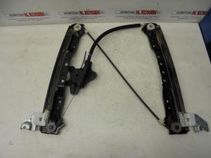Used Rear door window mechanism 4-door, right Chrysler Voyager Price on request offered by N Kossen Autorecycling BV