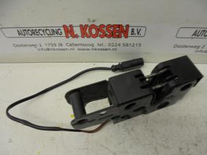 Used Bonnet lock mechanism Skoda Octavia Combi (1Z5) 1.2 TSI Price on request offered by N Kossen Autorecycling BV