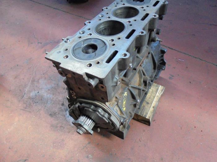 Used Engine crankcase Jeep Cherokee Price on request offered by N Kossen Autorecycling BV