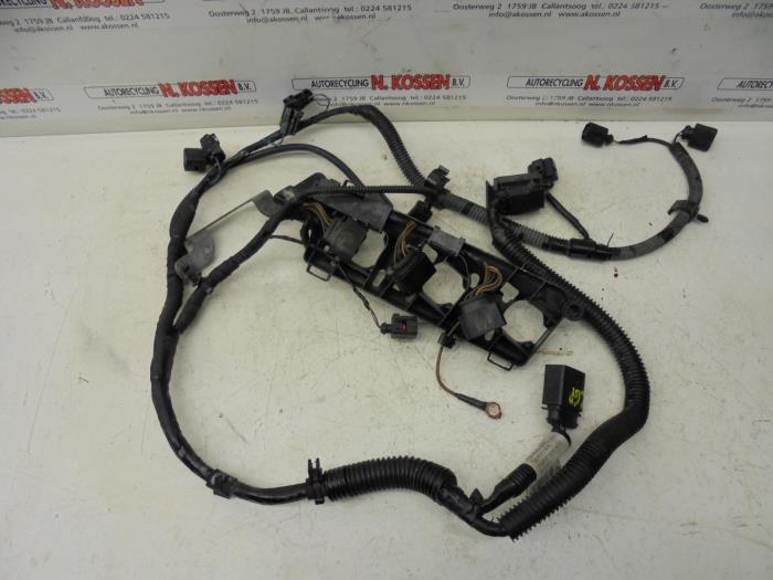 Begagnade Kablage Volkswagen Polo Pris på förfrågan erbjuds av N Kossen Autorecycling BV