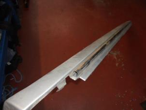 Used Sill, left Chrysler Voyager Price on request offered by N Kossen Autorecycling BV