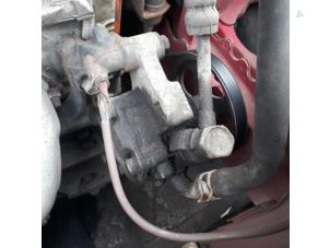 Used Power steering pump Honda Logo (GA33) 1.3 Price on request offered by N Kossen Autorecycling BV