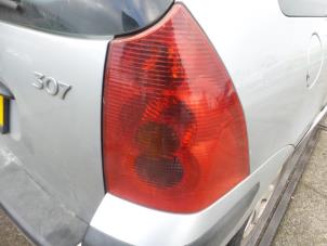 Gebrauchte Rücklicht rechts Peugeot 307 Break (3E) 1.6 16V Preis auf Anfrage angeboten von N Kossen Autorecycling BV