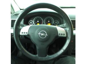 Używane Kierownica Opel Vectra C GTS 2.2 DIG 16V Cena na żądanie oferowane przez N Kossen Autorecycling BV