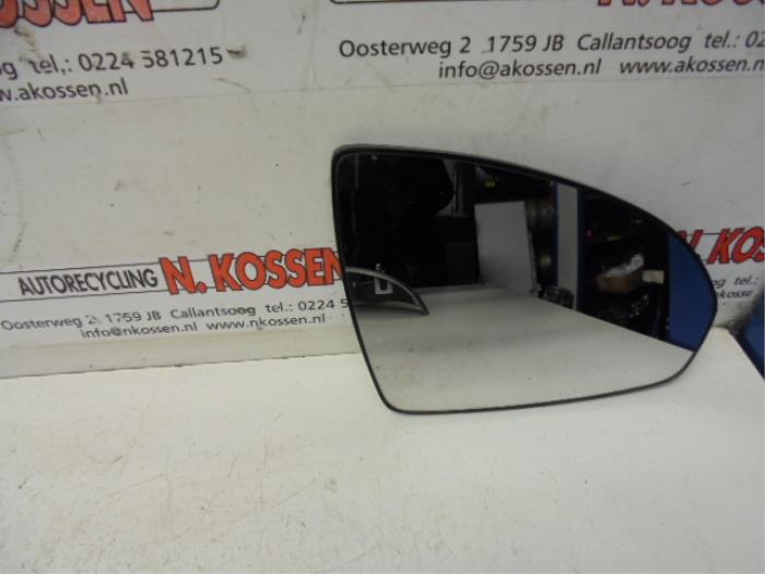 Mirror glass, right from a Smart Fortwo 2015