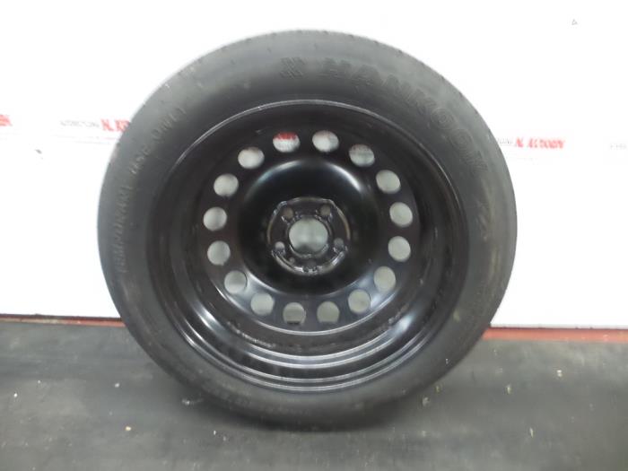 Space-saver spare wheel from a Volvo S60 I (RS/HV) 2.4 20V 170 2005