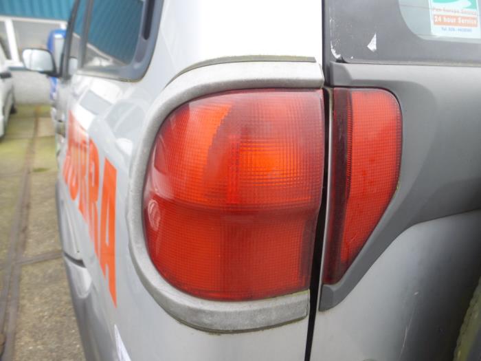 Taillight, left from a Nissan Terrano II (R20/TR50) 2.7 TDi 2002