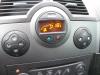 Panneau climatronic d'un Renault Megane II (BM/CM), 2002 / 2009 1.6 16V, Berline avec hayon arrière, Essence, 1.598cc, 83kW (113pk), FWD, K4M760; K4MT7, 2002-11 / 2008-02 2003
