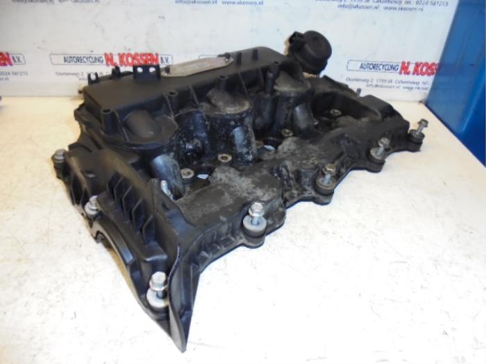 Gebrauchte Ventildeckel Landrover Discovery Preis auf Anfrage angeboten von N Kossen Autorecycling BV