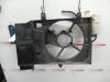 Boîtier ventilateur d'un Nissan Note (E11), 2006 / 2013 1.6 16V, MPV, Essence, 1.598cc, 81kW (110pk), FWD, HR16DE, 2006-03 / 2012-06, E11BB 2010