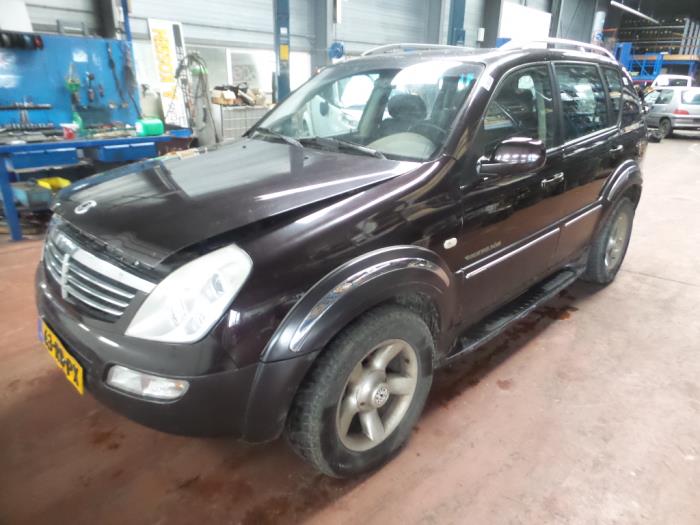 Gebrauchte Getriebe Ssang Yong Rexton 2.7 Xdi RX/RJ 270 16V Preis auf Anfrage angeboten von N Kossen Autorecycling BV