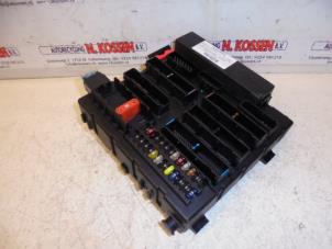 Used Fuse box Opel Vectra C GTS 2.2 DIG 16V Price on request offered by N Kossen Autorecycling BV