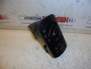 Used Light switch Seat Toledo (1M2) 1.6 16V Price on request offered by N Kossen Autorecycling BV