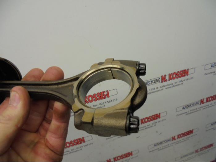 Usagé Bielle Daihatsu Materia Prix sur demande proposé par N Kossen Autorecycling BV