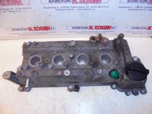 Used Rocker cover Daihatsu Materia Price on request offered by N Kossen Autorecycling BV
