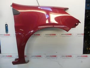 Used Front wing, right Renault Clio III Estate/Grandtour (KR) 1.2 16V 75 Price on request offered by N Kossen Autorecycling BV