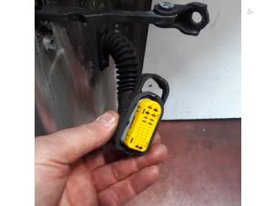 Usagé Faisceau de câbles Renault Twingo II (CN) 1.2 16V Prix sur demande proposé par N Kossen Autorecycling BV