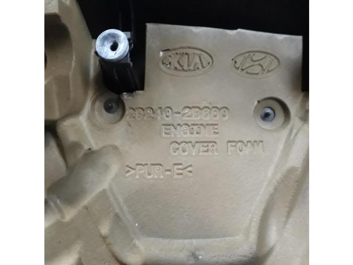 Plaque de protection moteur d'un Kia Cee'd Sportswagon (JDC5) 1.6 GDI 16V 2014