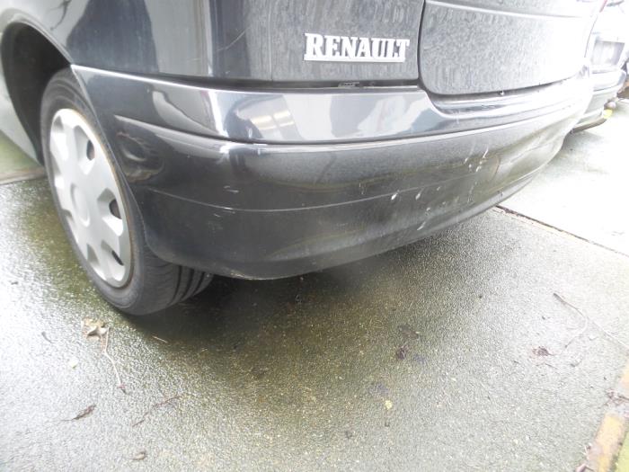 Pare-chocs arrière d'un Renault Megane (EA) 1.4 16V 2002