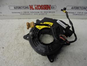 Used Airbag clock spring Landrover Discovery III (LAA/TAA) 2.7 TD V6 Price on request offered by N Kossen Autorecycling BV
