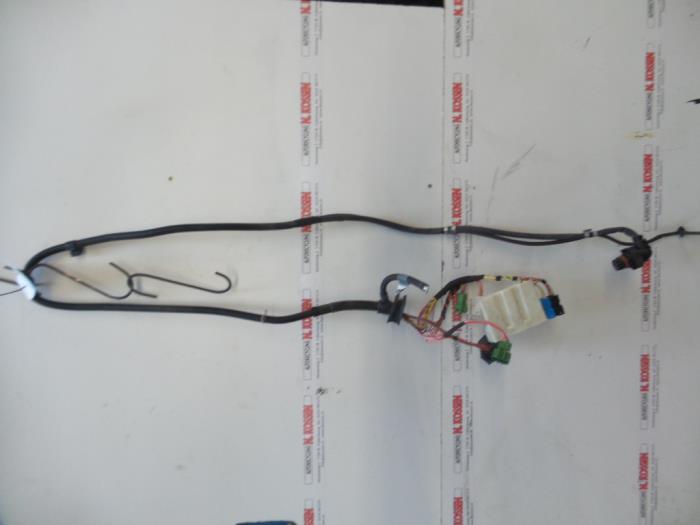 Begagnade Kablage BMW 3 serie (E93) 325i 24V Pris på förfrågan erbjuds av N Kossen Autorecycling BV