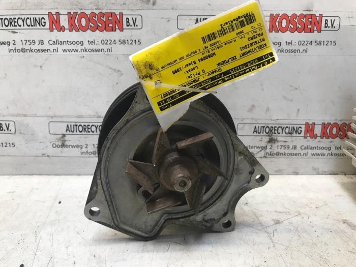 Begagnade Vattenpump Mitsubishi Pajero Hardtop (V1/2/3/4) 2.8 TDi Long Body Pris på förfrågan erbjuds av N Kossen Autorecycling BV