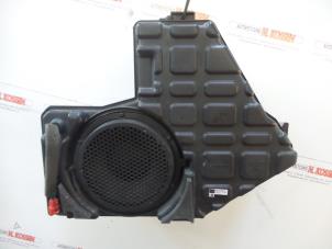 Used Subwoofer Chrysler Voyager Price on request offered by N Kossen Autorecycling BV
