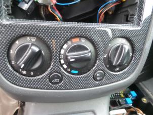 Used Air conditioning control panel Mercedes Vaneo (W414) 1.7 CDI 16V Price on request offered by N Kossen Autorecycling BV