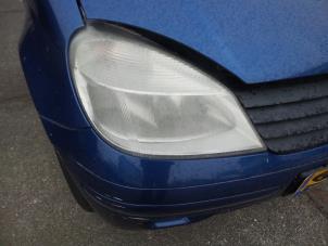 Used Headlight, right Mercedes Vaneo (W414) 1.7 CDI 16V Price on request offered by N Kossen Autorecycling BV