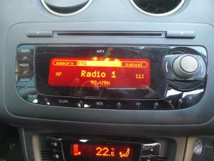 Używane Radioodtwarzacz CD Seat Ibiza Cena na żądanie oferowane przez N Kossen Autorecycling BV