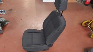 Used Seat, right Renault Clio III (BR/CR) 1.2 16V 75 Price on request offered by N Kossen Autorecycling BV