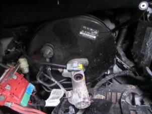 Used Brake servo Renault Clio III (BR/CR) 1.2 16V 75 Price on request offered by N Kossen Autorecycling BV