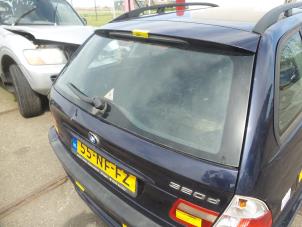 Used Rear window BMW 3 serie Touring (E46/3) 320d 16V Price on request offered by N Kossen Autorecycling BV