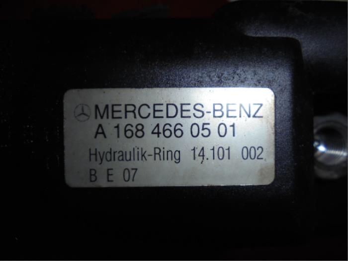 Pompe direction assistée d'un Mercedes-Benz A (W168) 1.4 A-140 1999