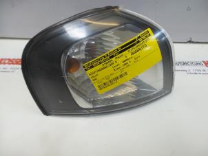 Used Indicator, right Volvo S80 (TR/TS) 2.5 D Price on request offered by N Kossen Autorecycling BV