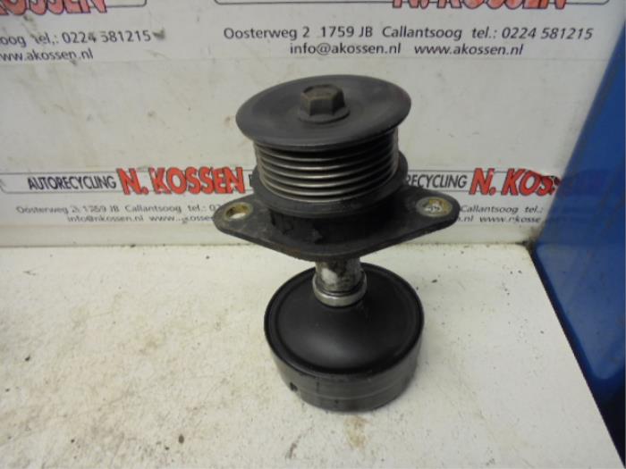 Usagé Poulie dynamo Ford Focus 1 Wagon 1.8 TDdi Prix sur demande proposé par N Kossen Autorecycling BV
