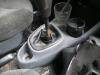 Levier de vitesse d'un Citroen C1, 2005 / 2014 1.0 12V, Berline avec hayon arrière, Essence, 998cc, 50kW (68pk), FWD, 1KRFE; CFB, 2005-06 / 2014-09, PMCFA; PMCFB; PNCFA; PNCFB 2008