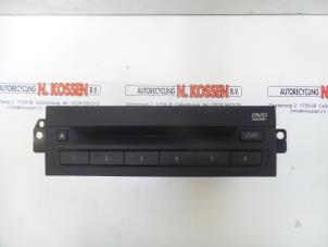 Gebrauchte DVD Spieler BMW 7 serie (F01/02/03/04) 730d 24V Preis auf Anfrage angeboten von N Kossen Autorecycling BV