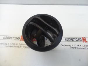 Used Air grill side Alfa Romeo Mito Price on request offered by N Kossen Autorecycling BV